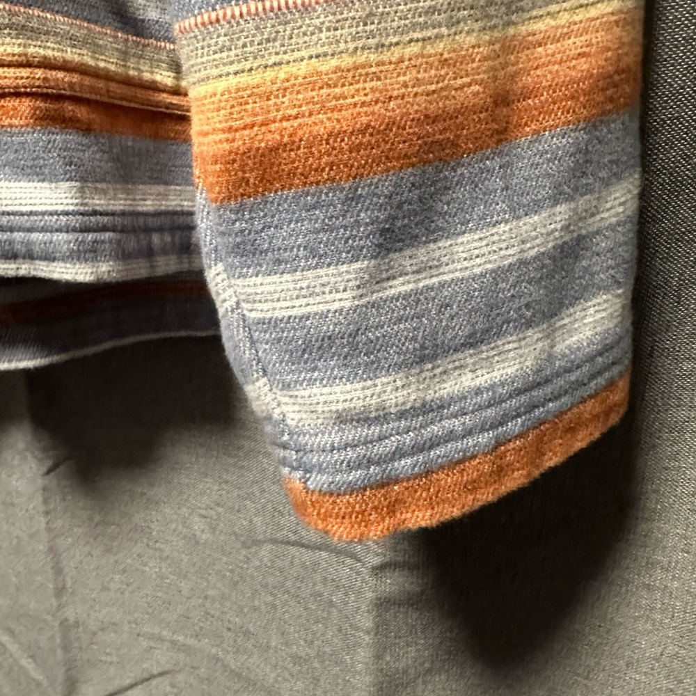Pendleton Lrg Men's Serape Stripe Popover Hoodie - Picture 3 of 9